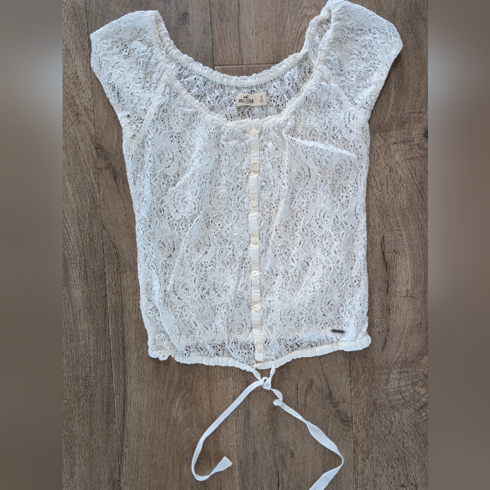 Hollister Ivory Lace Tie-Front Blouse
